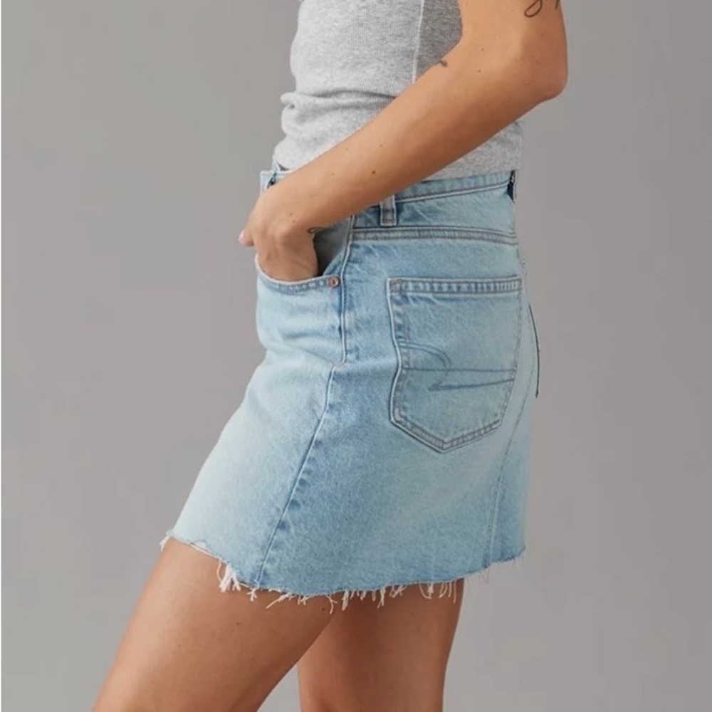 AE Stretch Crossover High-Waisted Perfect Denim Mini Skirt, Light Wash, Size: 14 - Picture 5 of 11